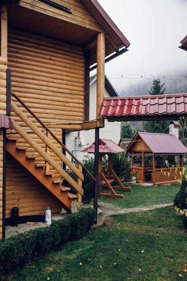 Cottage Nezabudka 亚列姆切 外观 照片